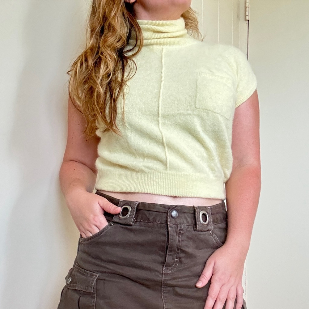 Vintage Liz Claiborne Butter Yellow Sweater • S